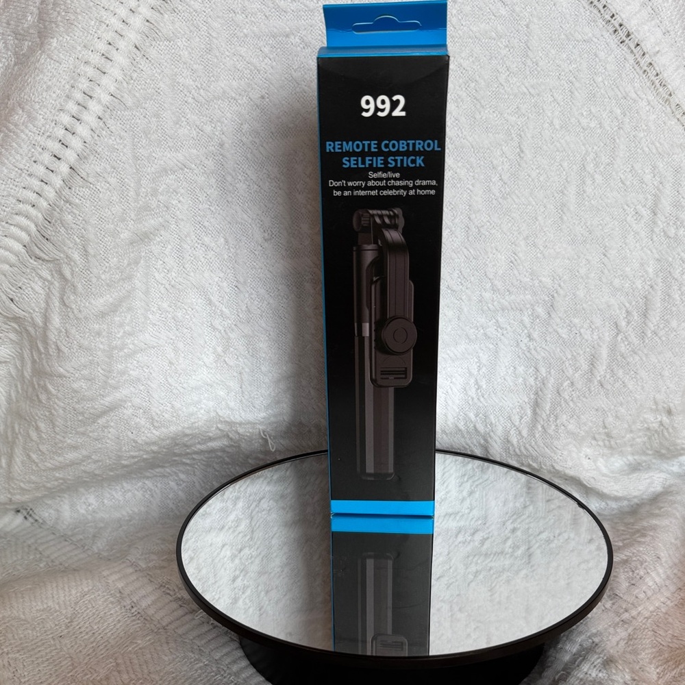Selfie Stick Black Remote Control Tripod with Blue Tooth Connection